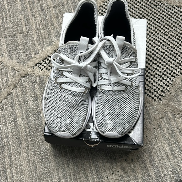 Adidas running shoes
used - Picture 2 of 3